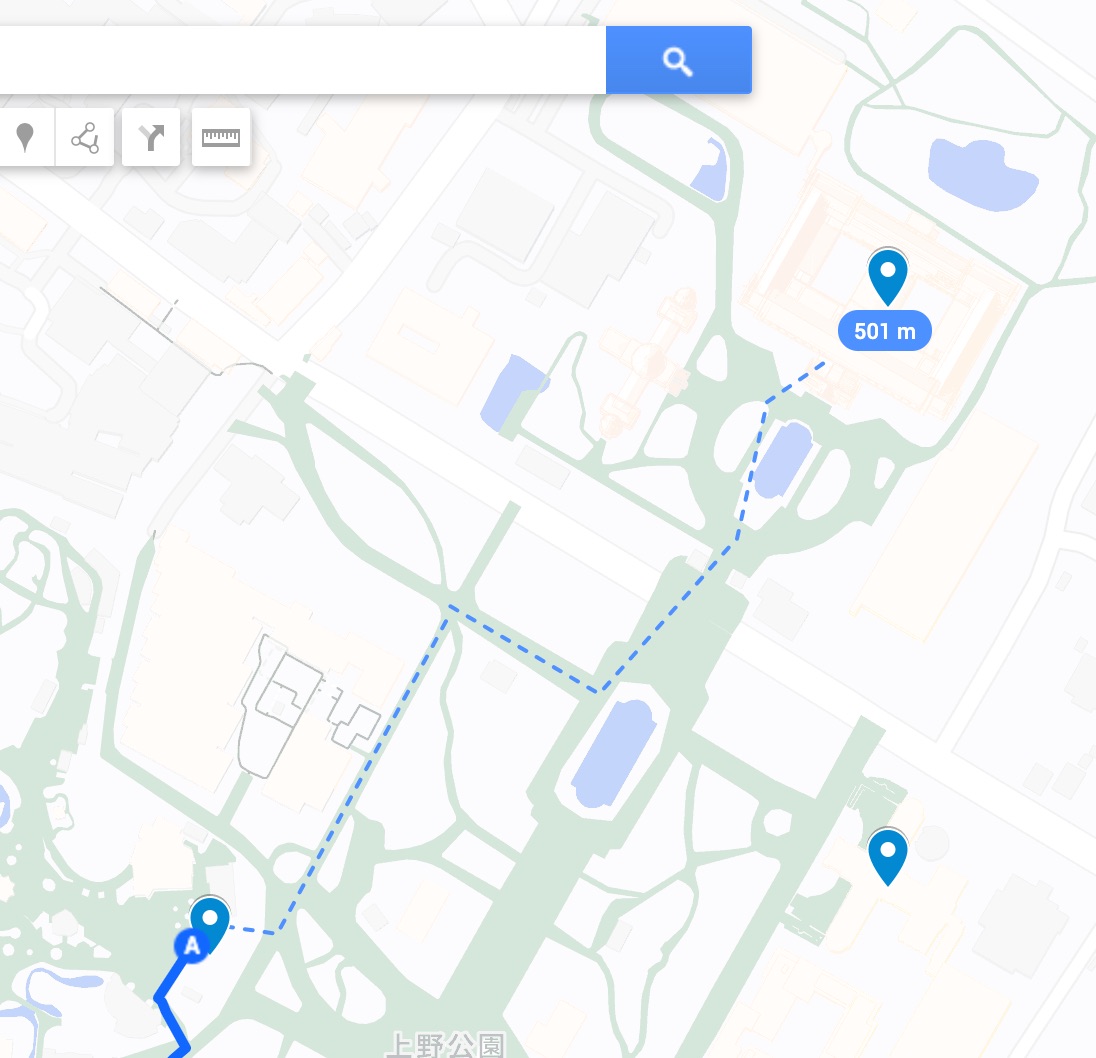 距離を測っている地図